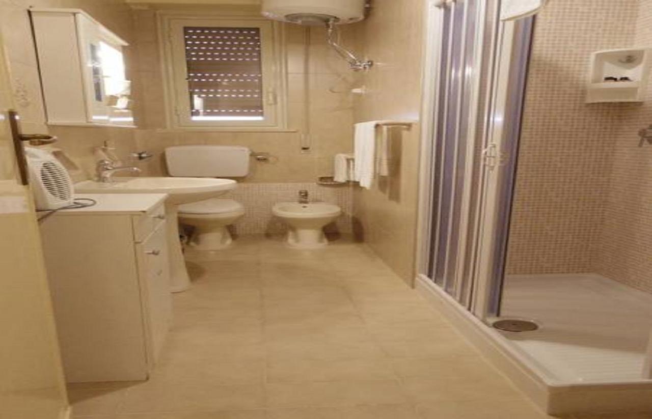 Apartamento Bed & Parking Palermo Exterior foto