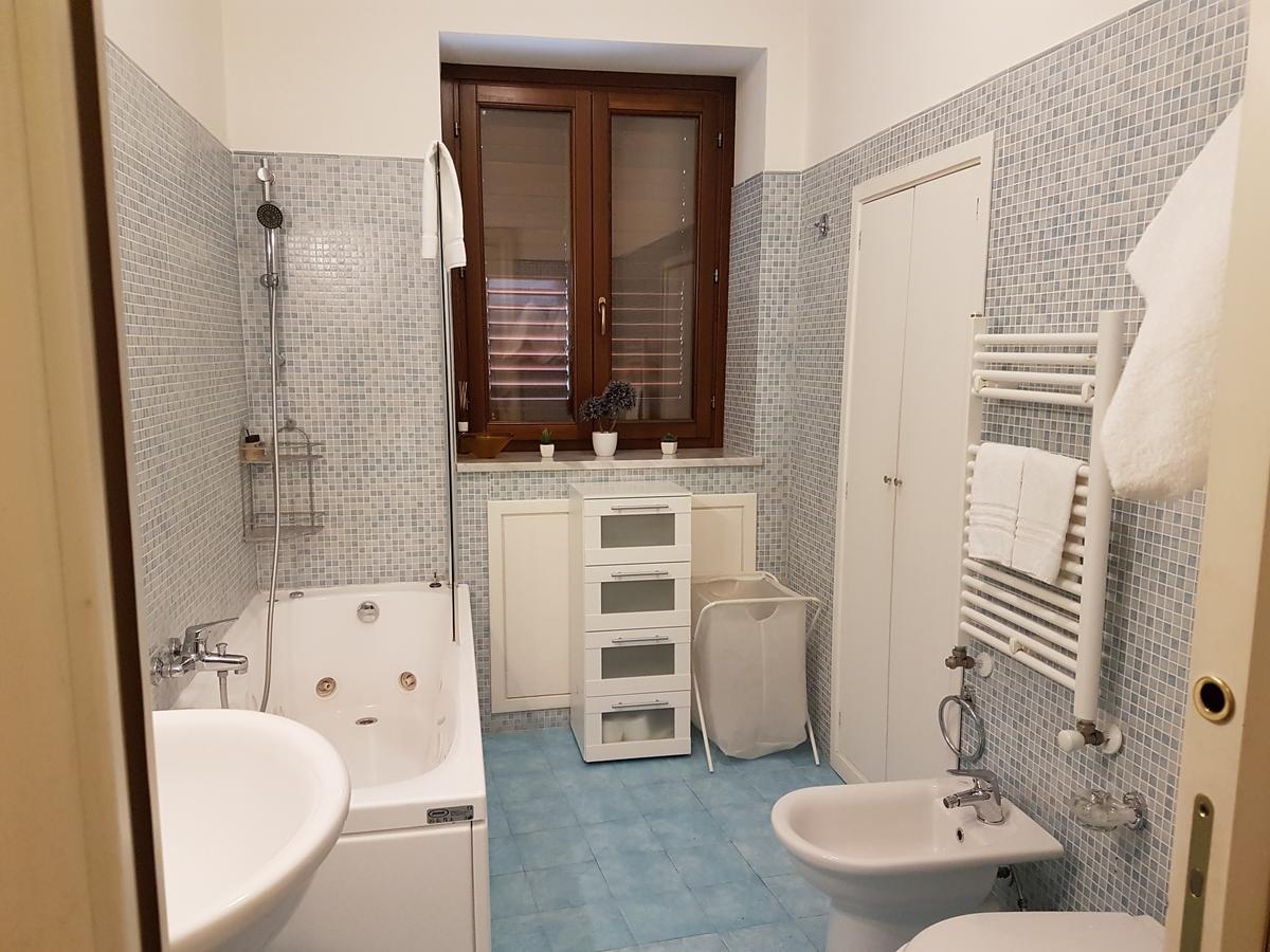 Apartamento Bed & Parking Palermo Exterior foto
